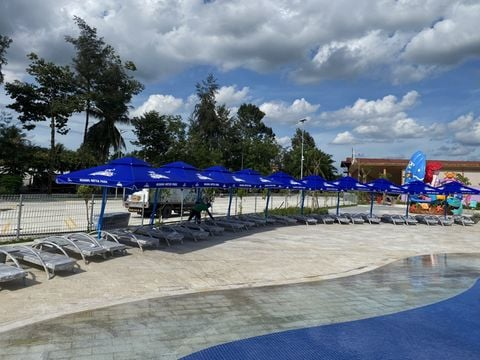 TTC Mekong Aqua Park Ben Tre Chooses Truong Long F.Y.A to Supply Poolside Chairs and Sun Umbrellas